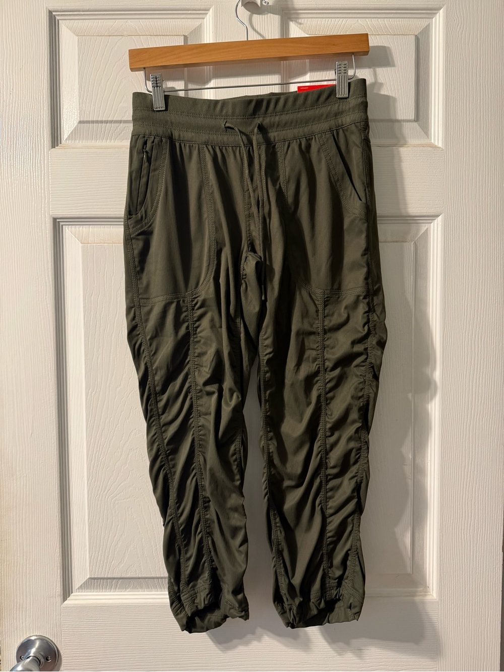 The North Face Aphrodite 2.0 Olive Drawstring Cargo Capri Joggers